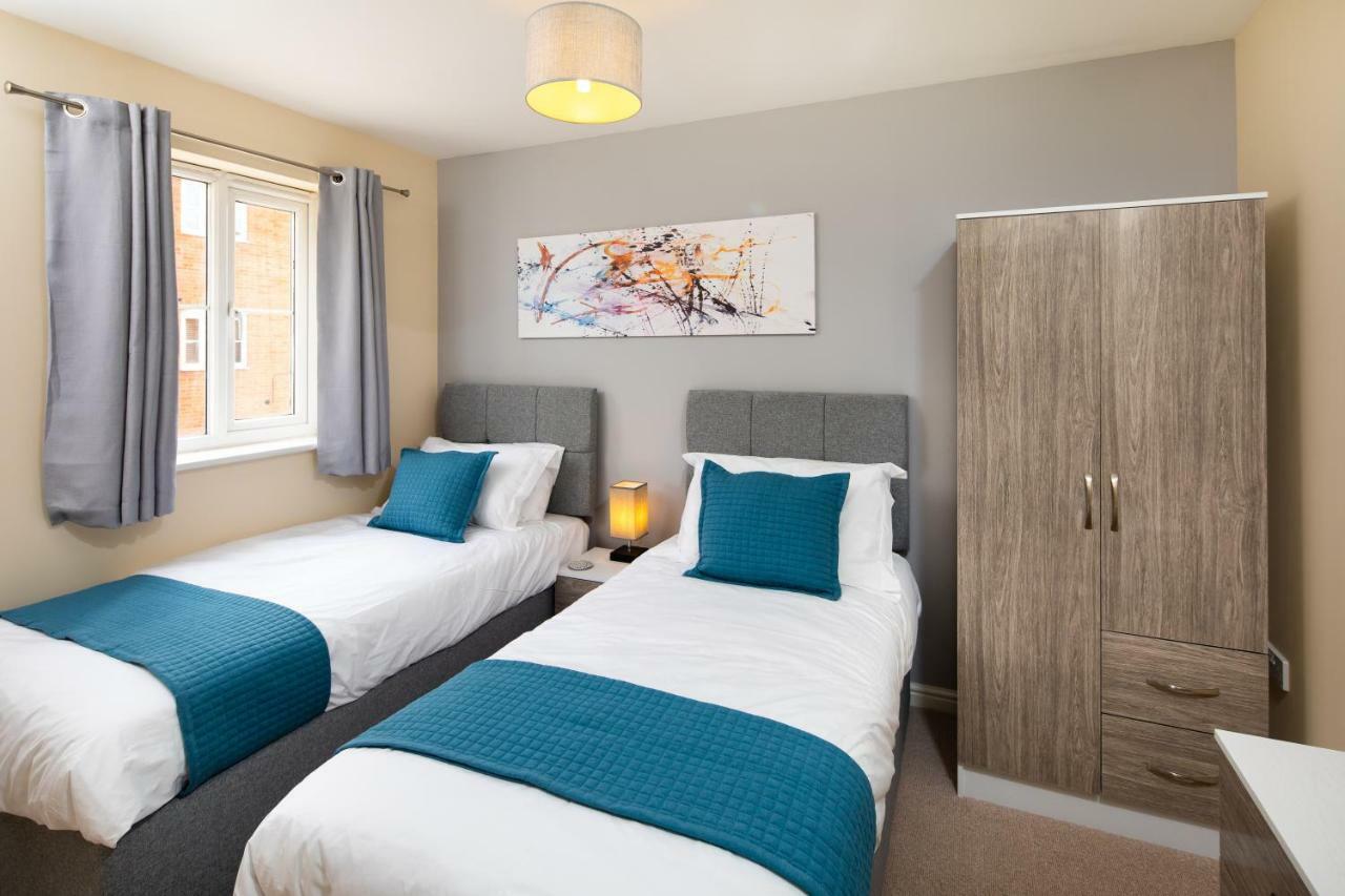מילטון קינס Modern And Spacious Home From Home 1 Mile From M1 - With Netflix, Prime Video, Ps5, Free Parking, Superfast Wifi, Bbq - Sleeps 11 - By Brightleap Apartments מראה חיצוני תמונה