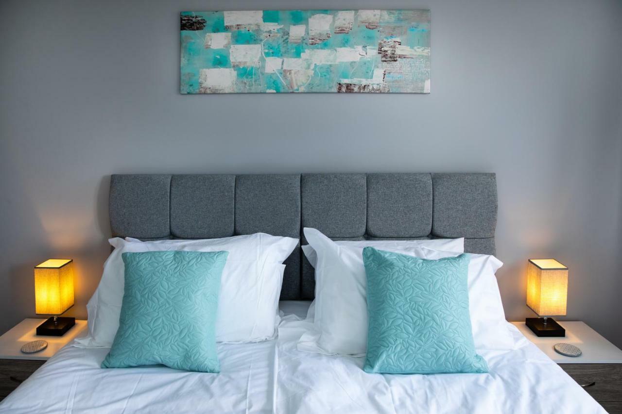 מילטון קינס Modern And Spacious Home From Home 1 Mile From M1 - With Netflix, Prime Video, Ps5, Free Parking, Superfast Wifi, Bbq - Sleeps 11 - By Brightleap Apartments מראה חיצוני תמונה